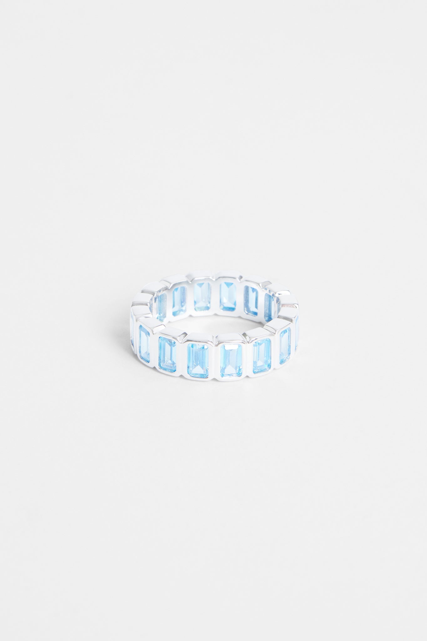 6mm Iced Blue Bezel Ring