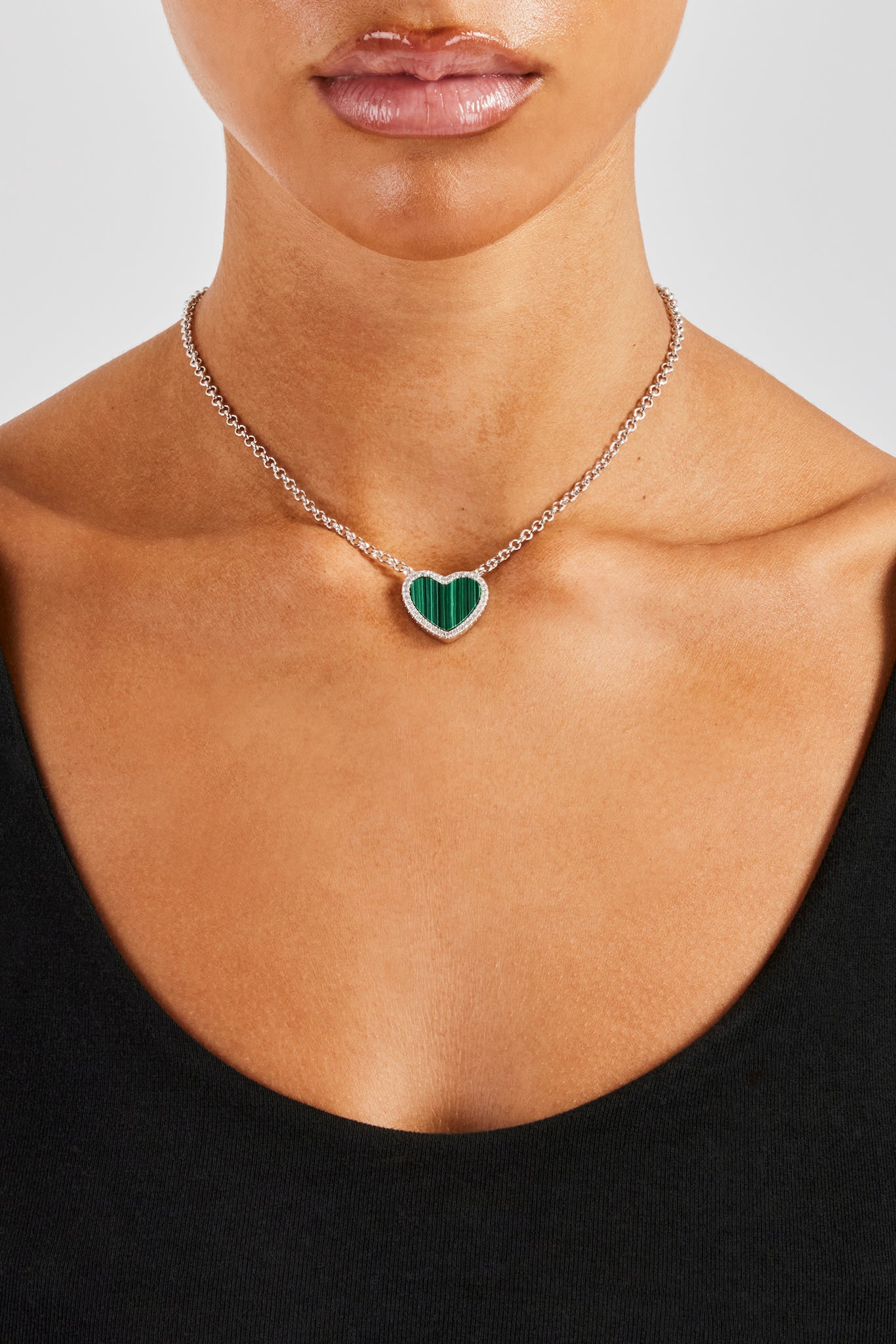 Green Malachite Heart Necklace - White - 20mm