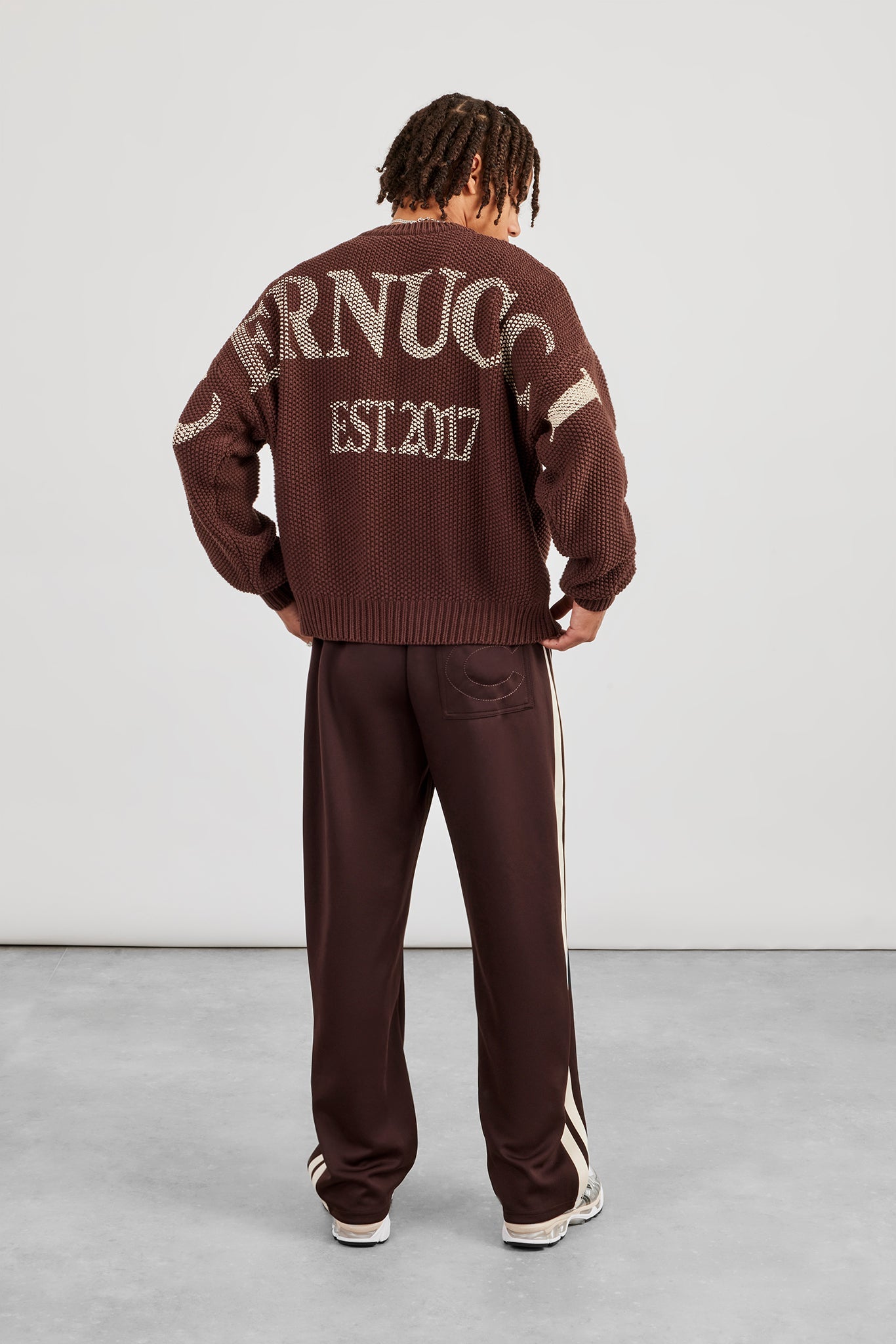 Textured Knit Printed Sweatshirt - Chocolate