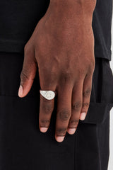 Cross Motif Signet Ring - 15mm