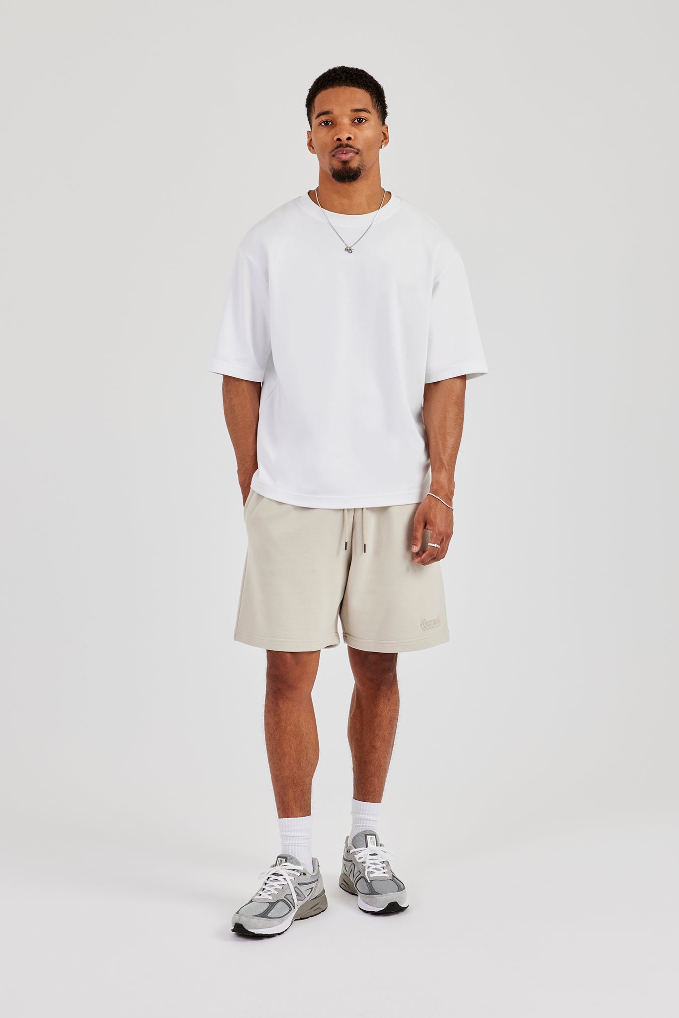 Washed Relaxed Embroidered short - Washed Stone