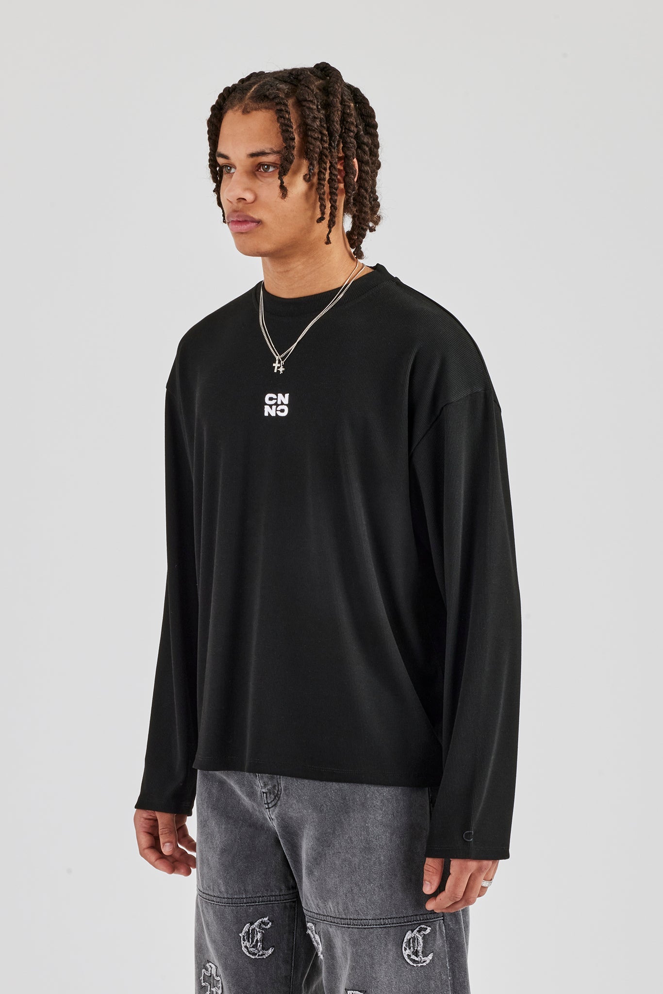 Ribbed Long Sleeve Embroidered T-Shirt - Black