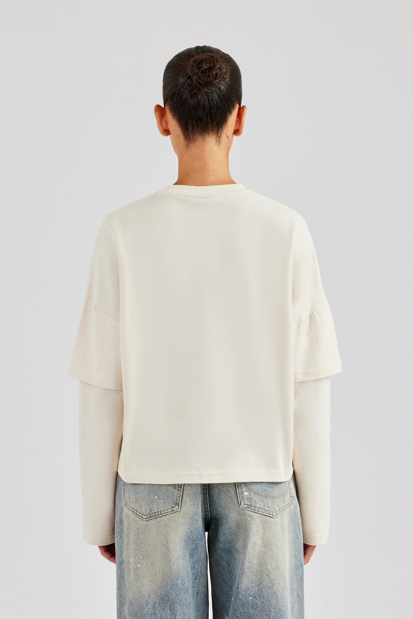 Mehrlagiges T-Shirt mit langen Ärmeln und Glitzerapplikation - Off White