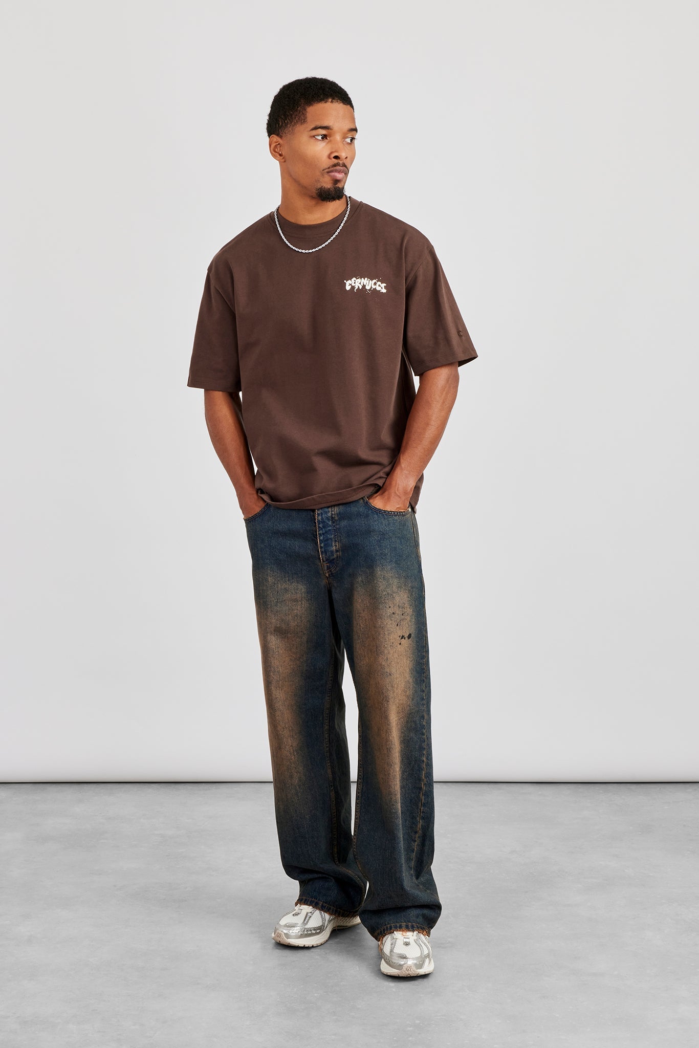 Regular Back Puff Print T-Shirt - Chocolate