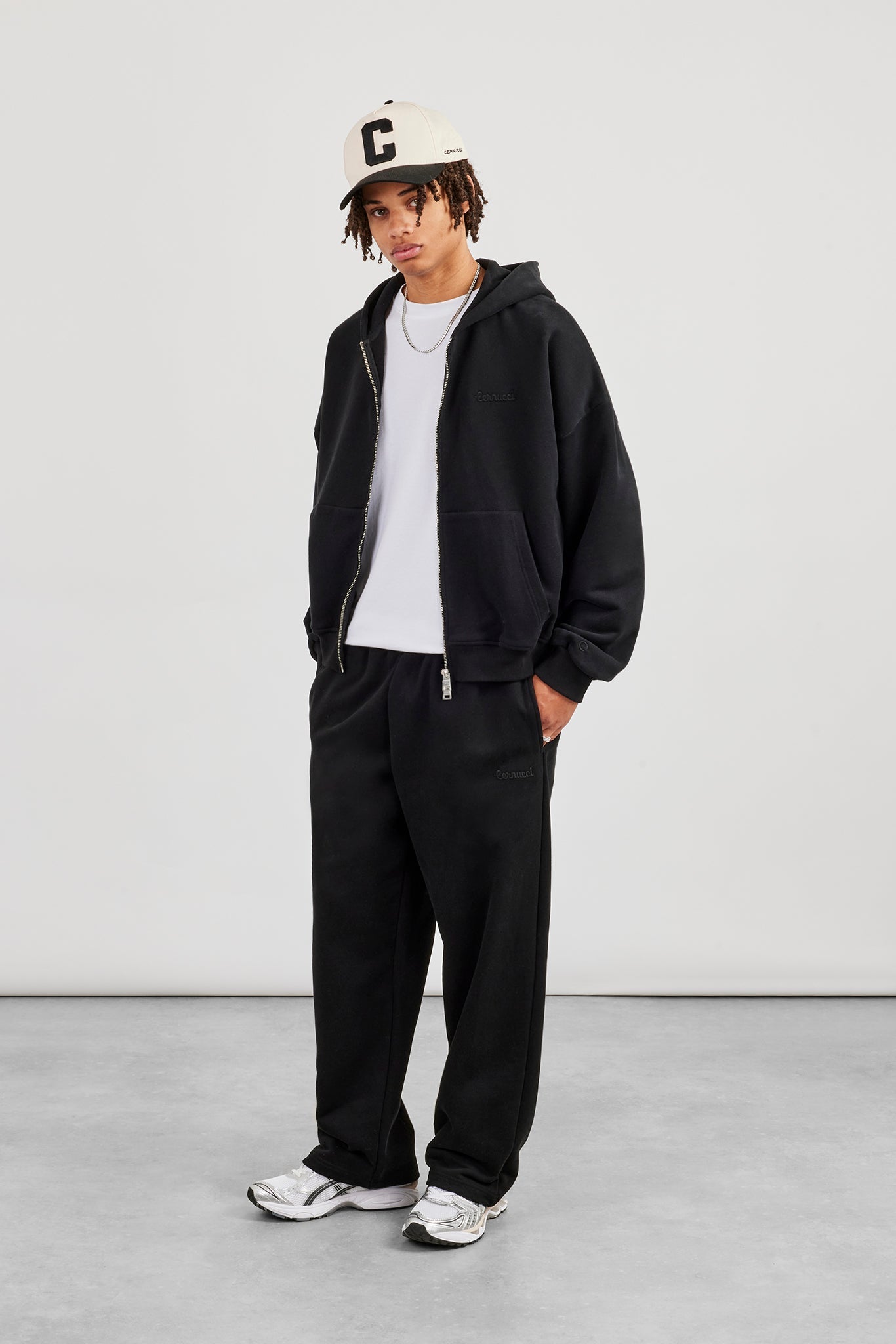 Zip Hoodie & Relaxed Jogger - Black