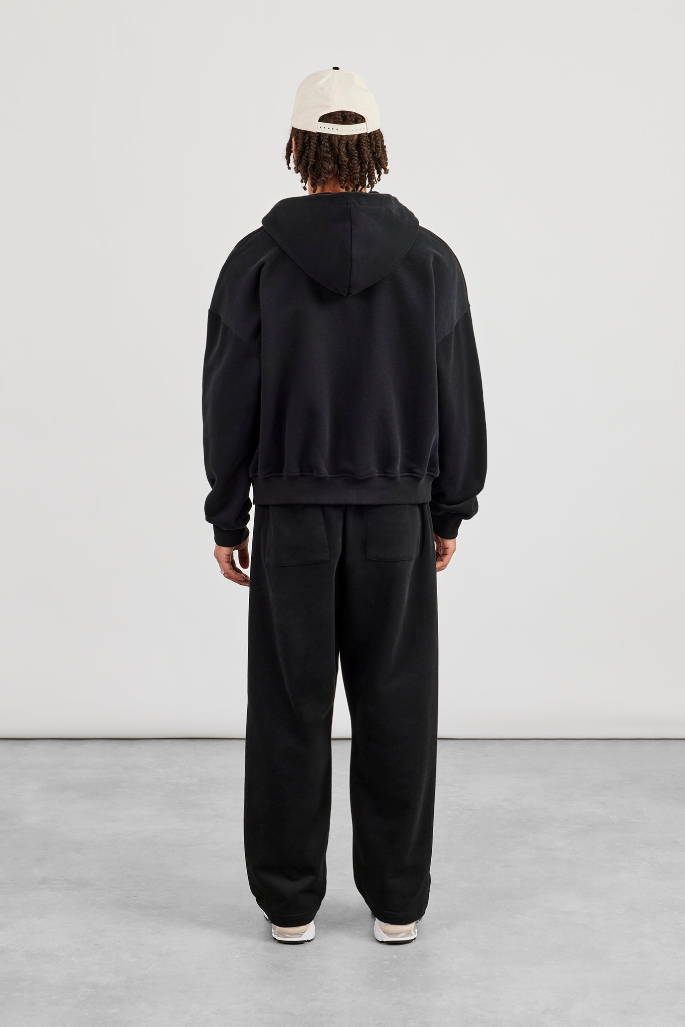 Zip Hoodie & Relaxed Jogger - Black