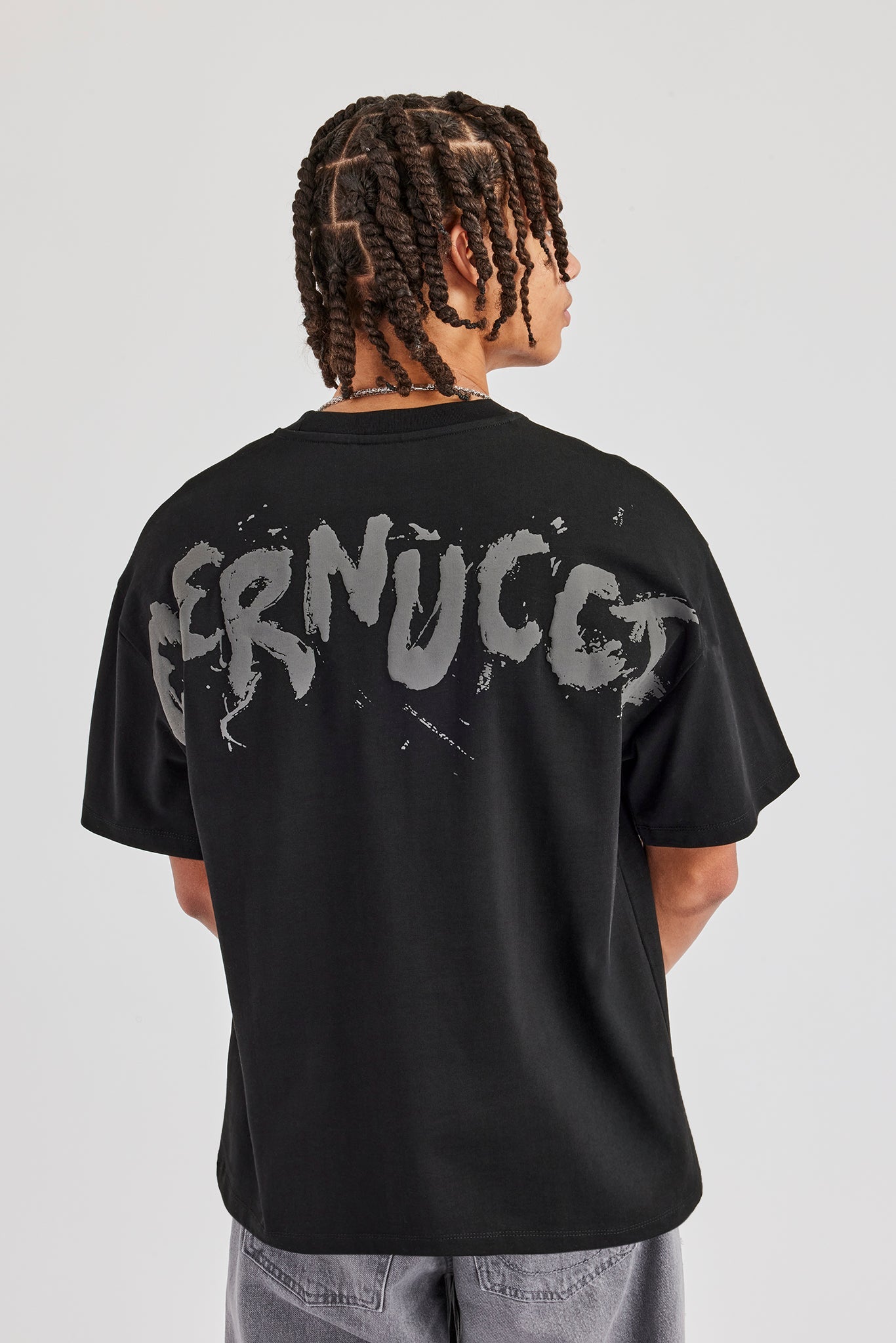 Regular Back Puff Print T-Shirt- Black