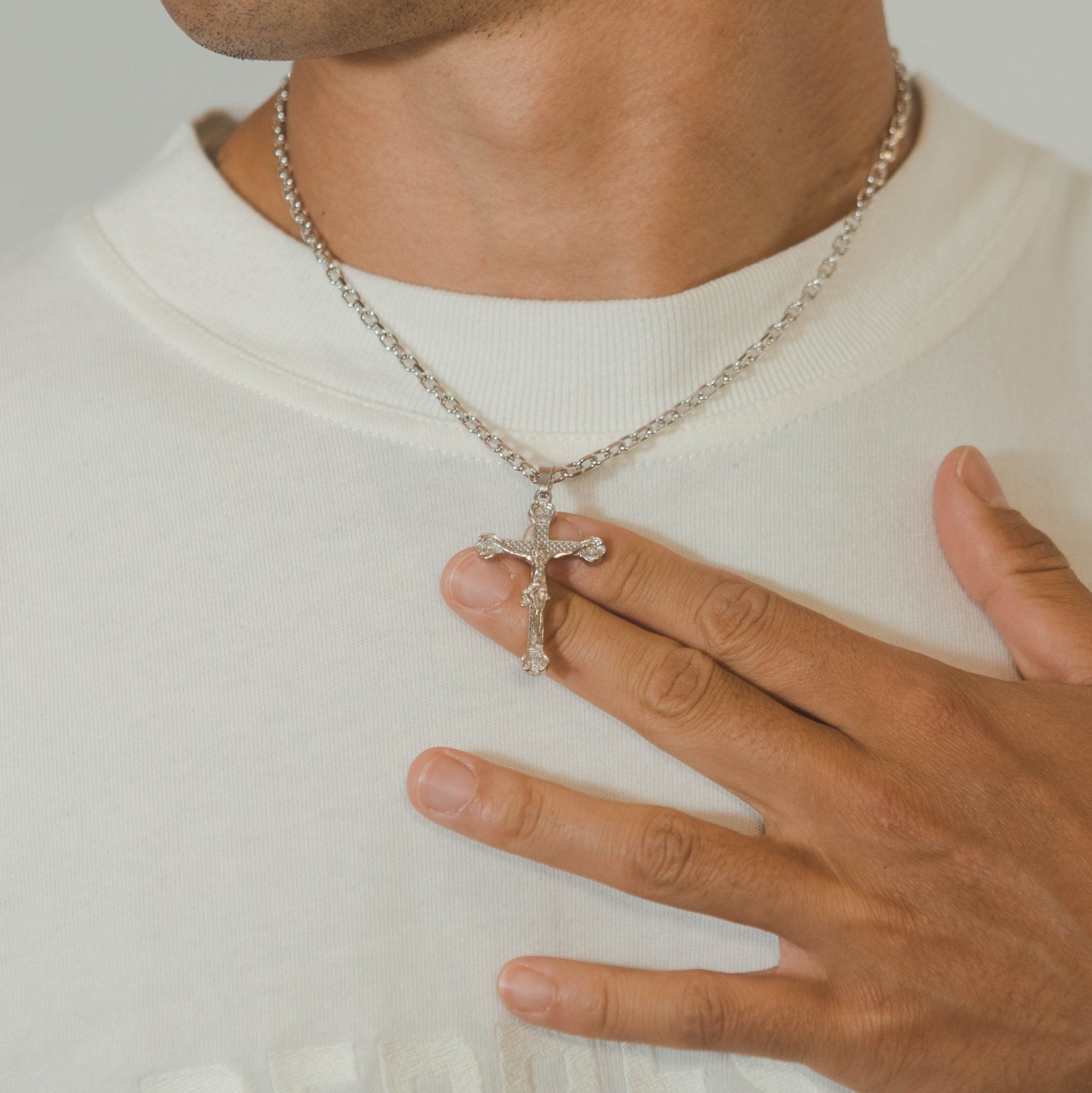 925 Crucifix Pendant - Cernucci