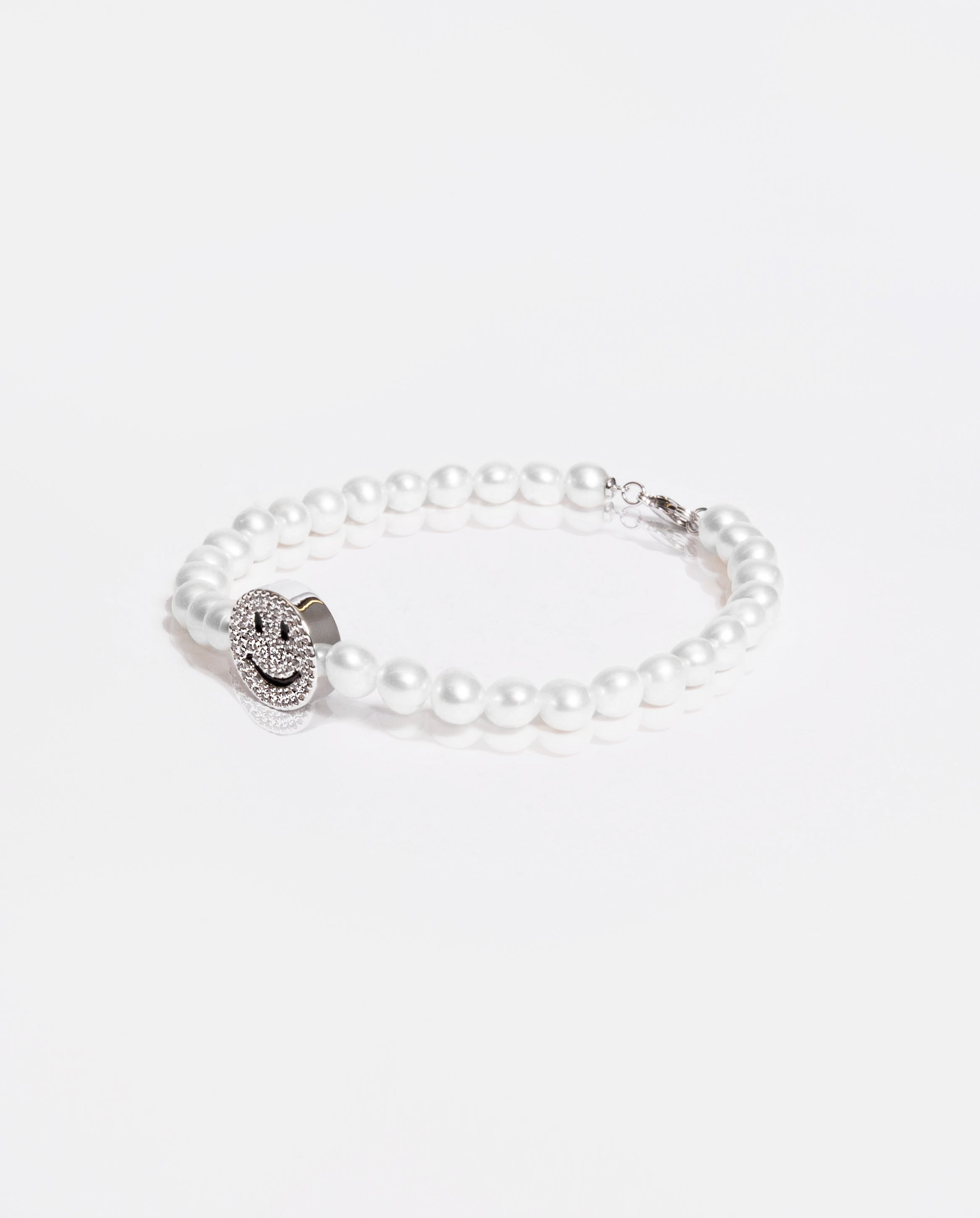 JM10 Iced Smiley Pearl Bracelet