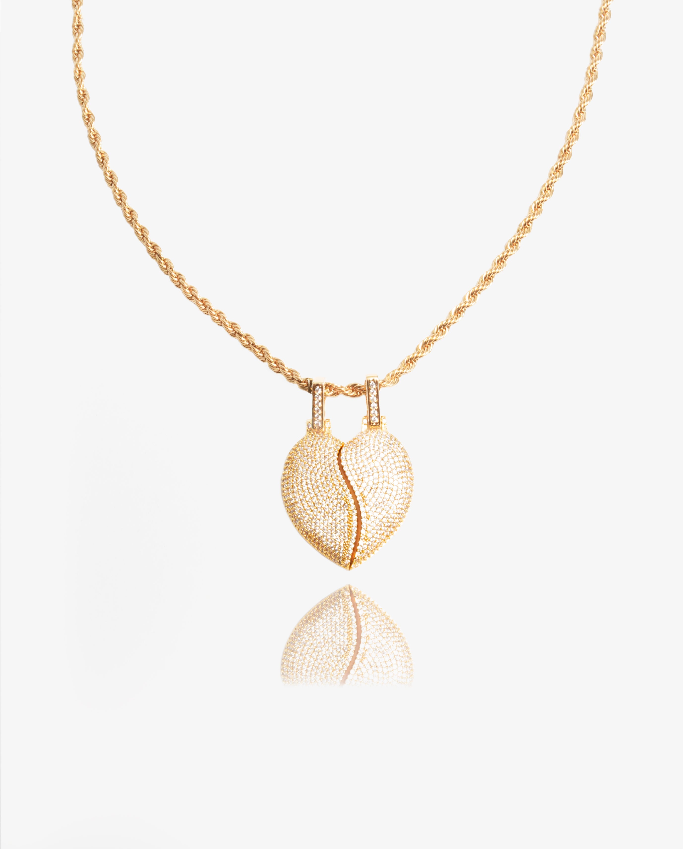 Iced Half Heart Anhänger - Gold