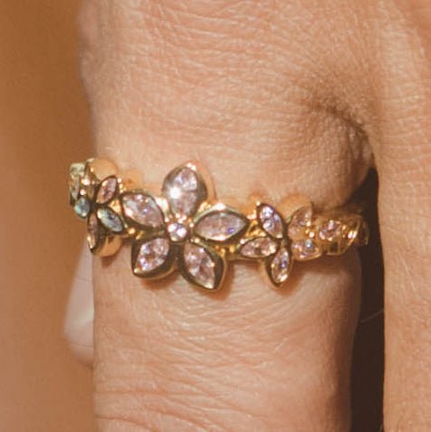 Cherry Blossom Ring - Gold - Cernucci