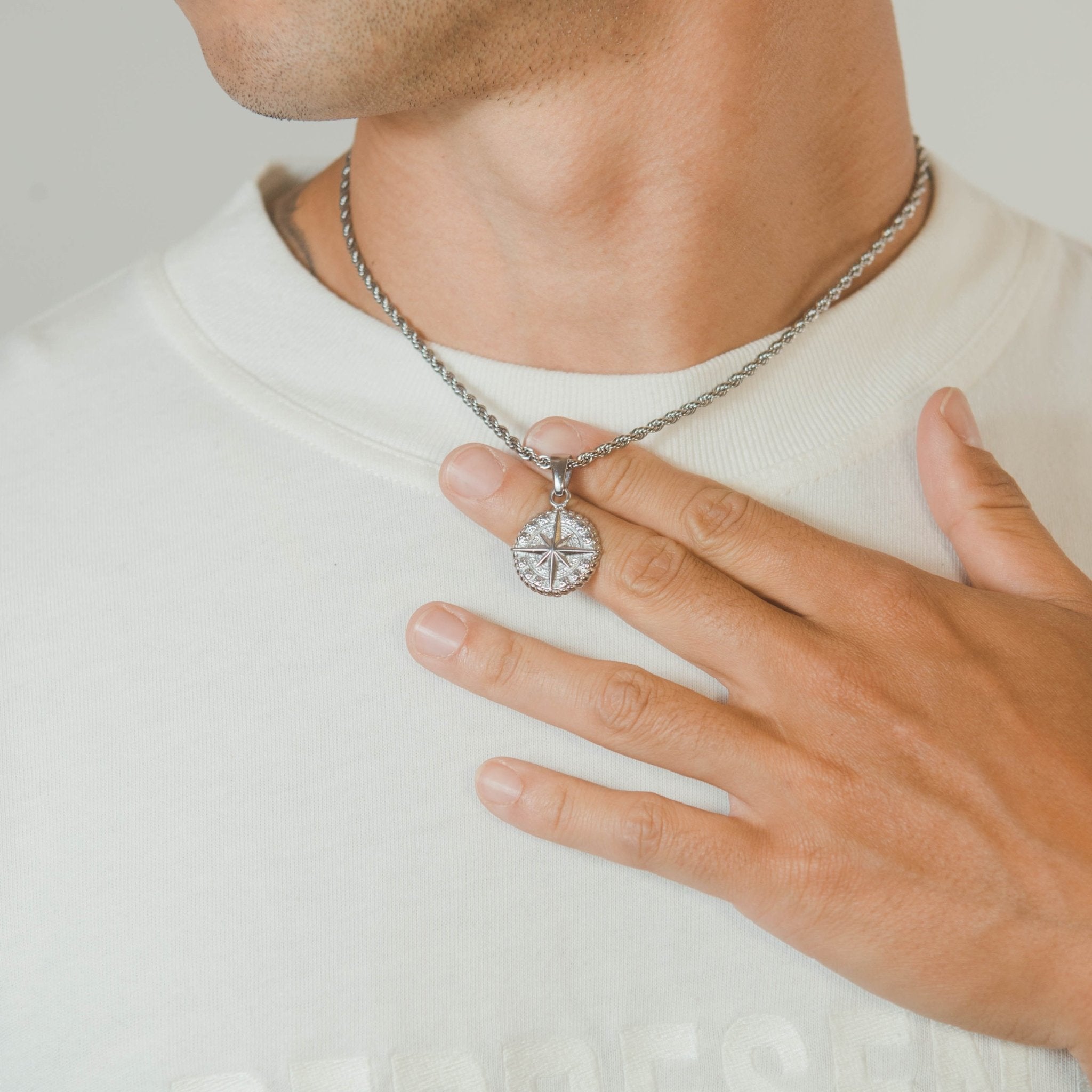 Compass Pendant - White Gold - Cernucci