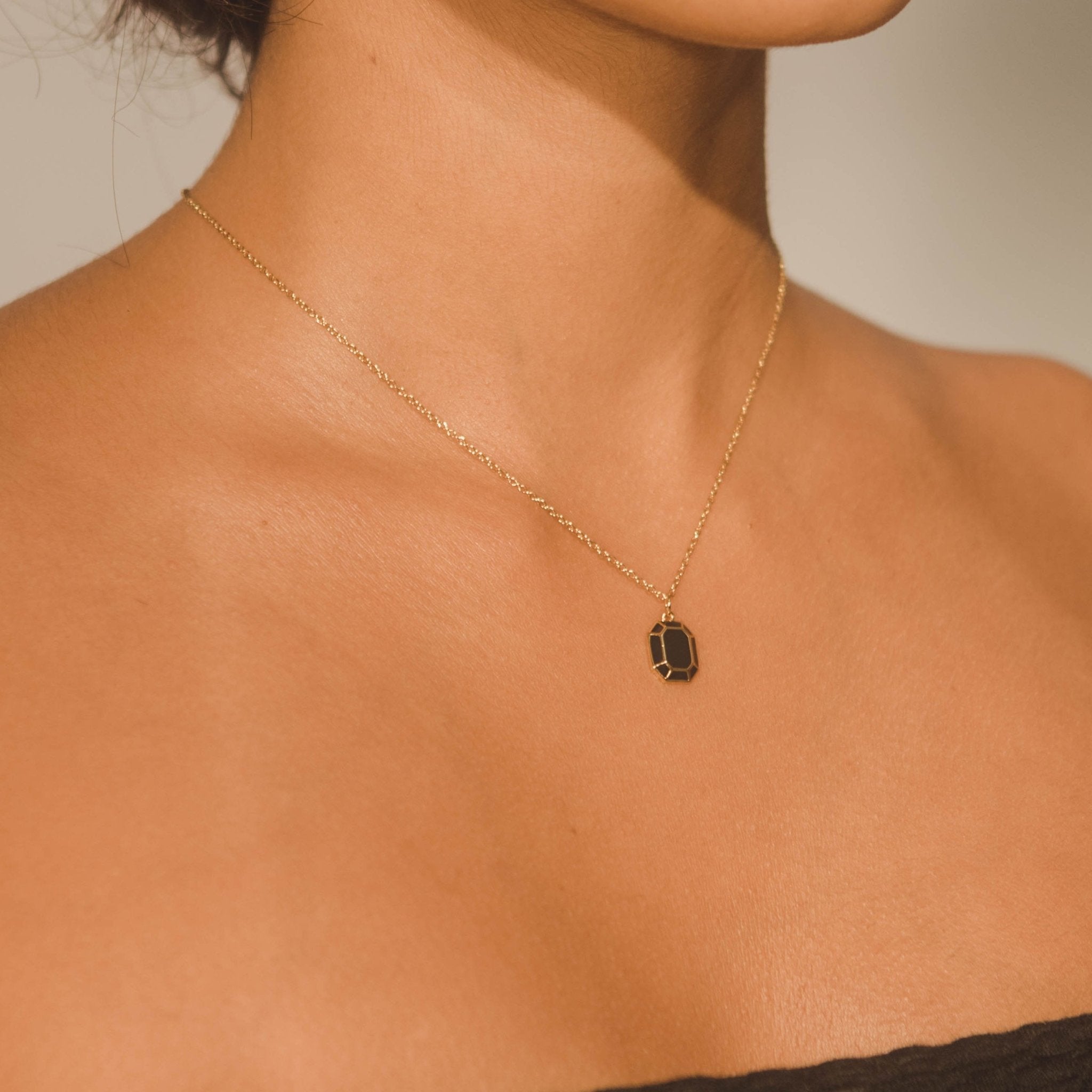 Emerald Cut Charm Necklace - Black - Cernucci