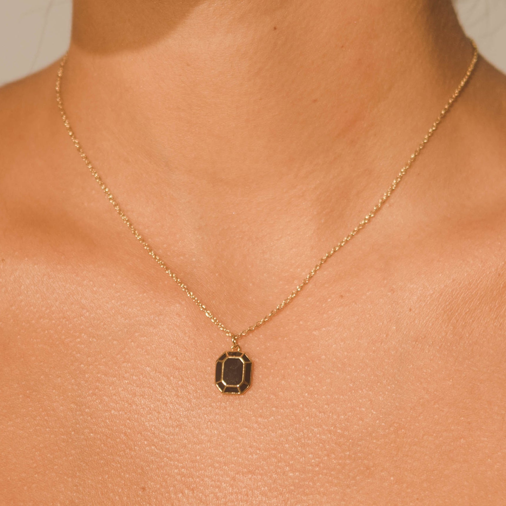 Emerald Cut Charm Necklace - Black - Cernucci