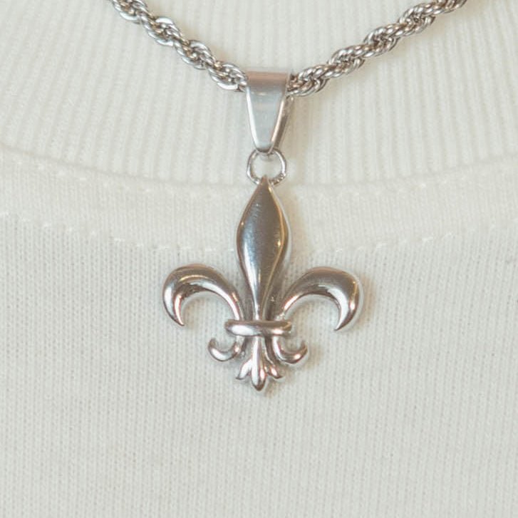 Fleur-de-Lis Pendant - White Gold - Cernucci