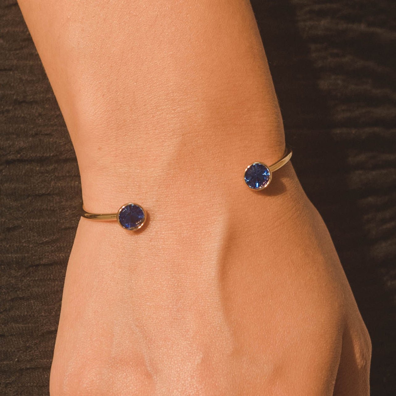 Gemstone Bangle - Sapphire - Cernucci