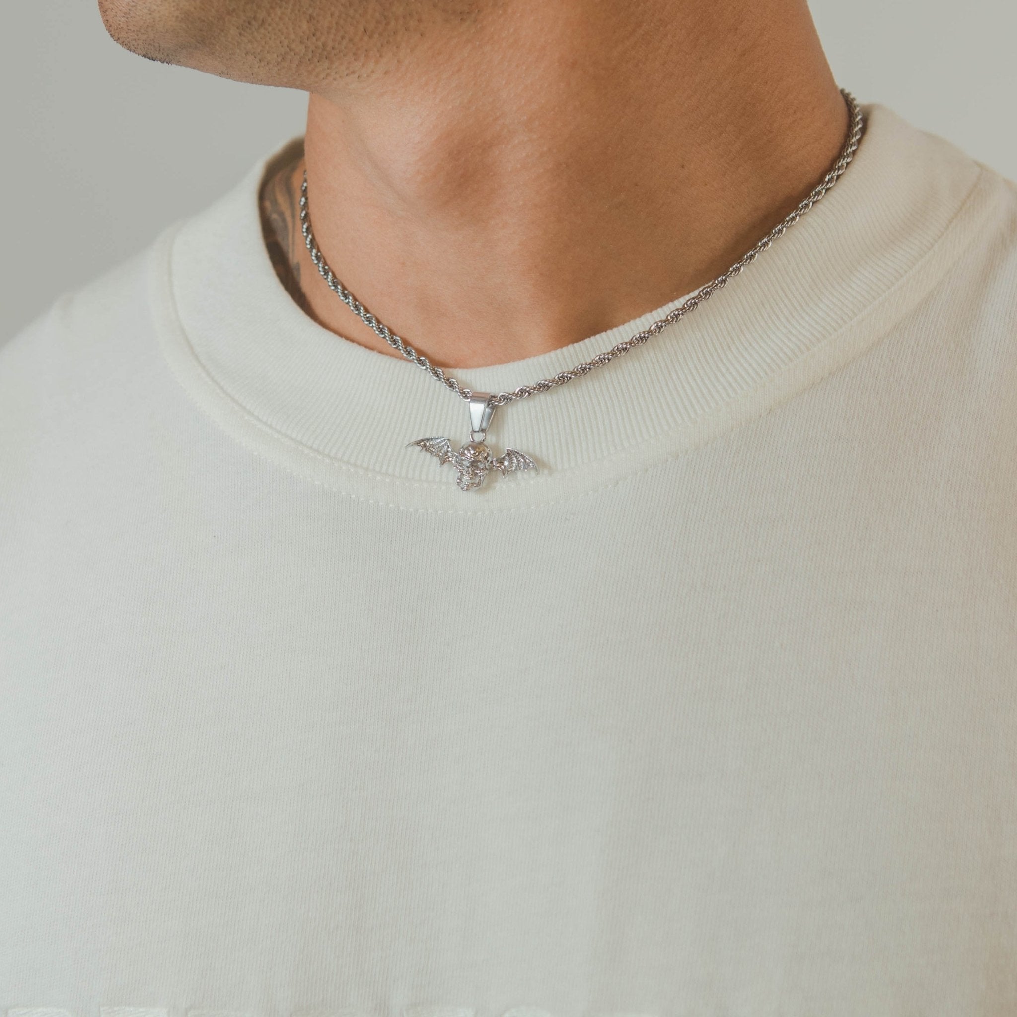 Haunted Skull Wing Pendant - White Gold - Cernucci