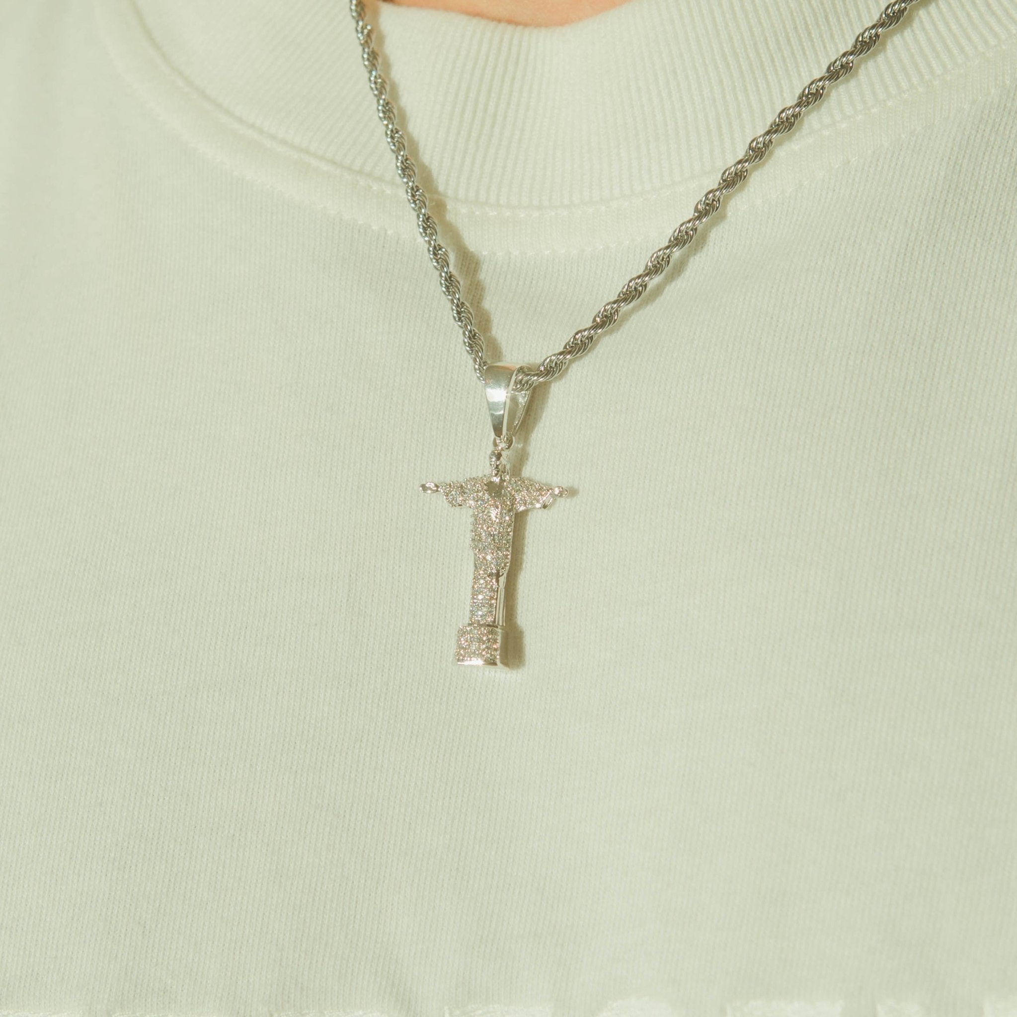 Iced Christ the Redeemer Pendant - White Gold - Cernucci
