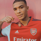 Official Arsenal Pendant - Cernucci
