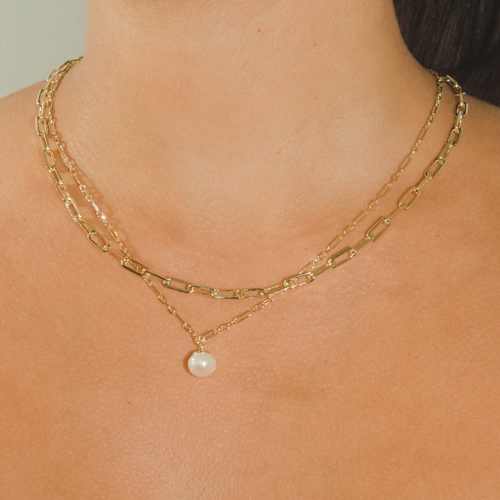 Pearl & Chain Necklace Set - Gold - Cernucci
