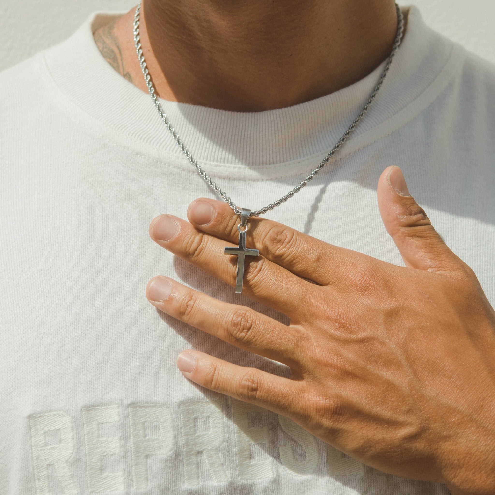 Plain Cross Pendant - White Gold - Cernucci