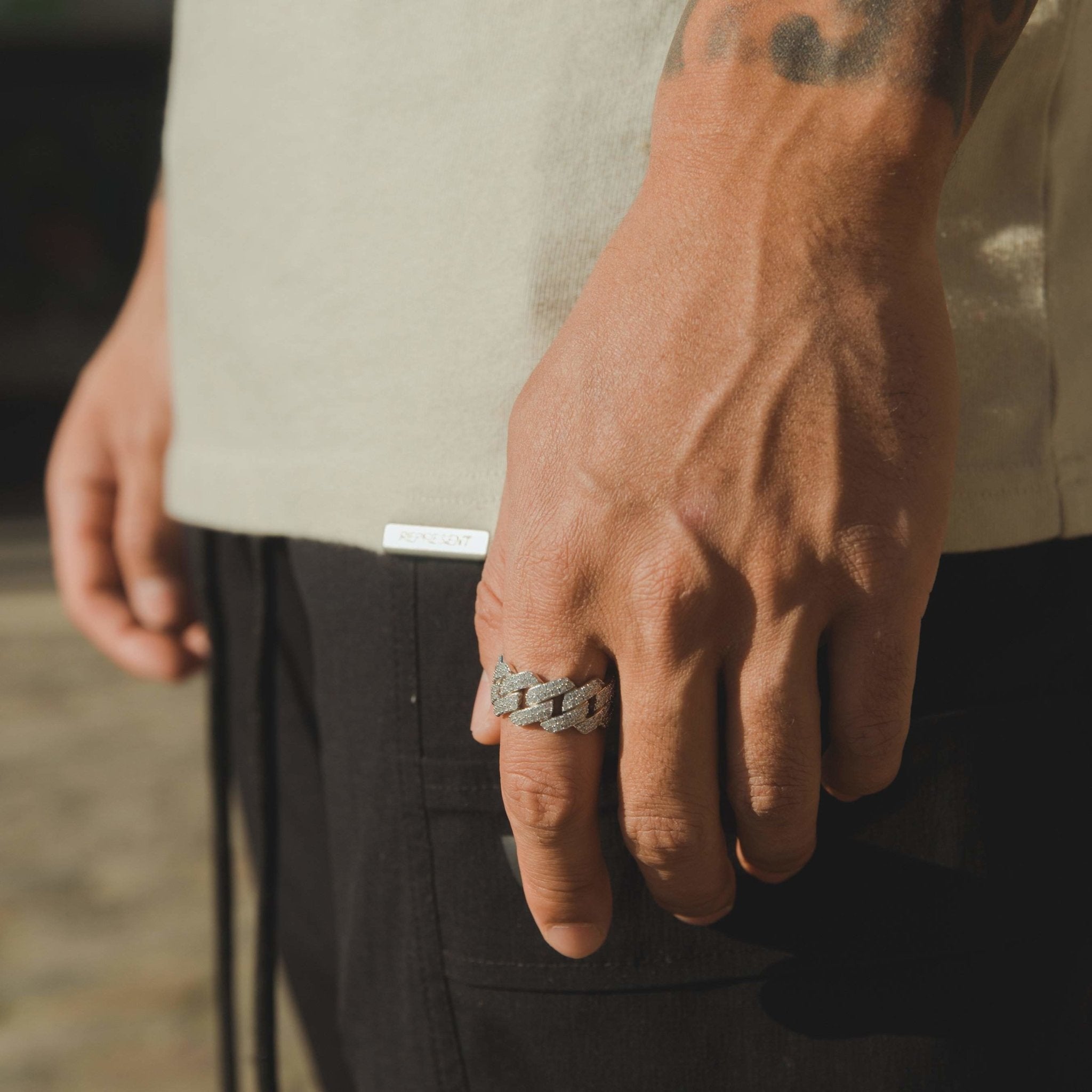 Prong Cuban Ring - White Gold - Cernucci
