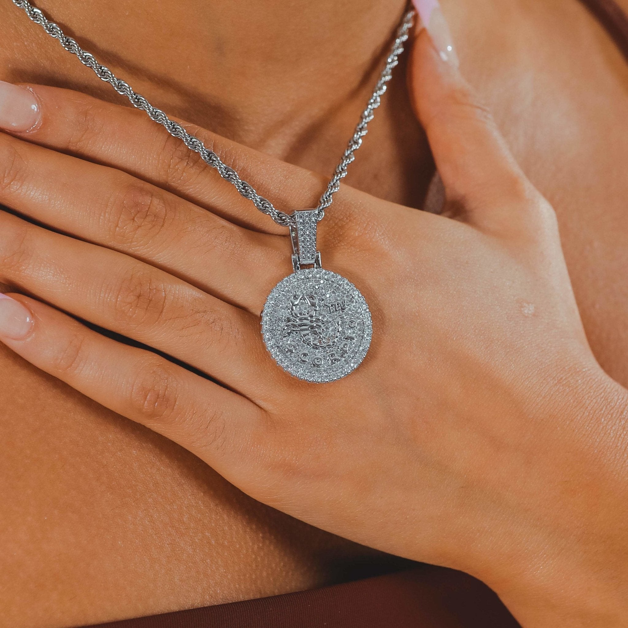 Scorpio Zodiac Pendant - White Gold - Cernucci