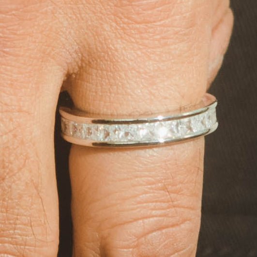 Single Row Baguette Ring - Cernucci