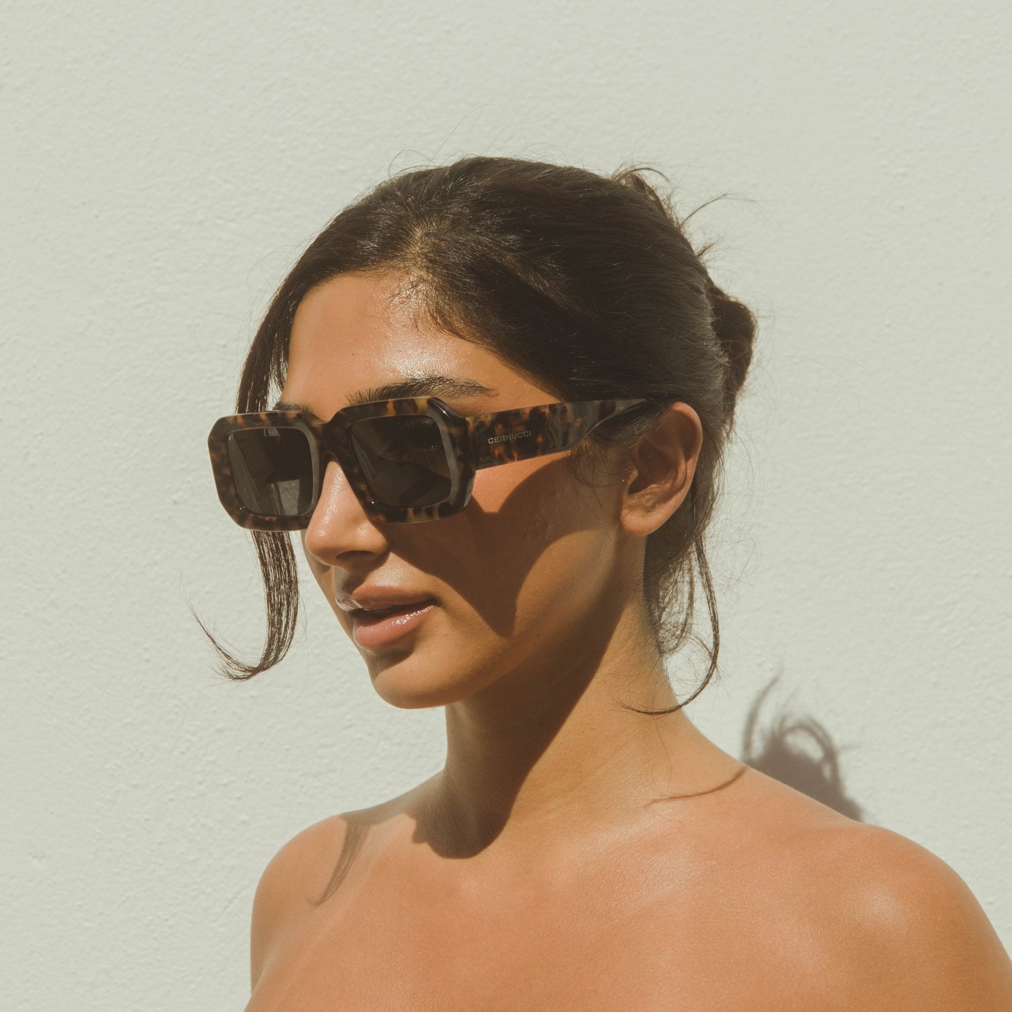 Square Sunglasses - Tortoise - Cernucci