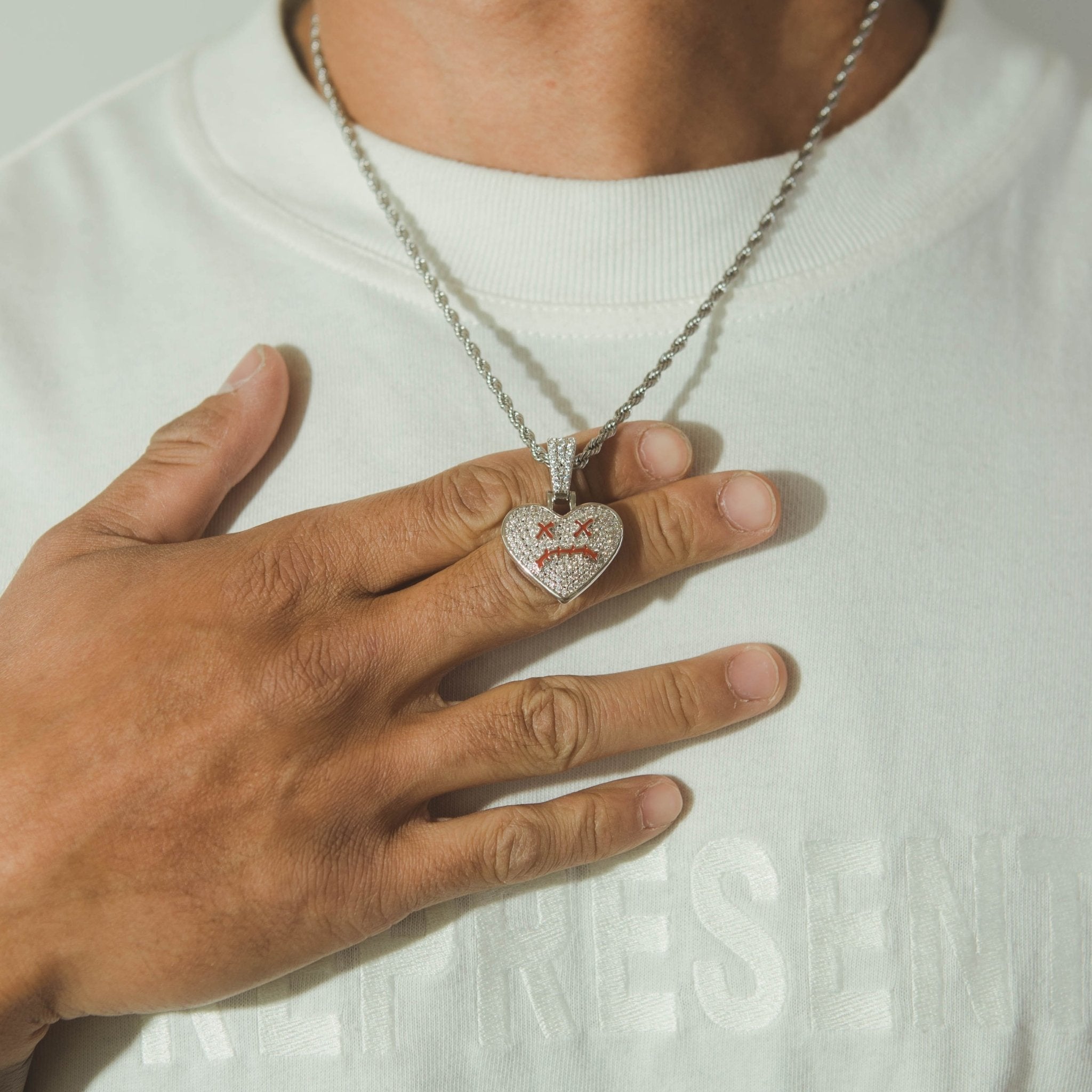 Upset Heart Pendant - Cernucci