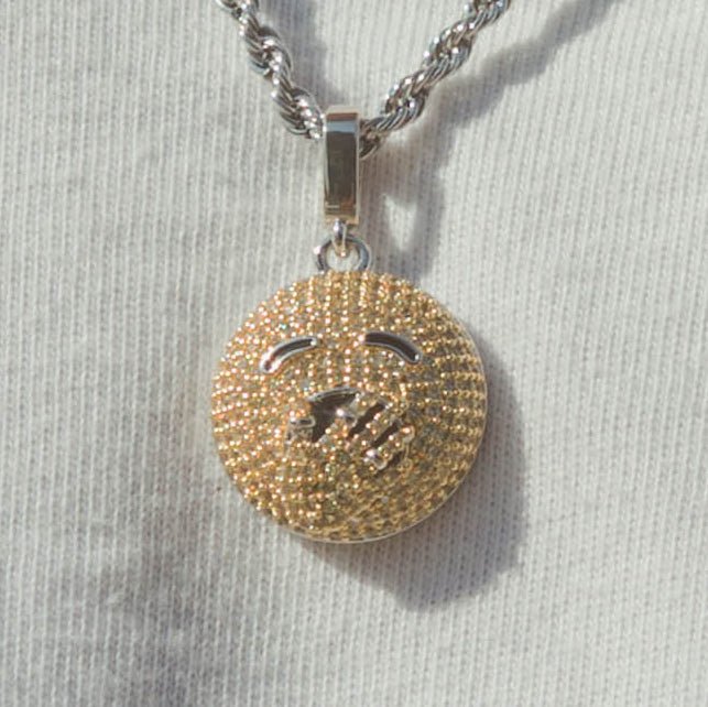 Yawning Pendant - Cernucci